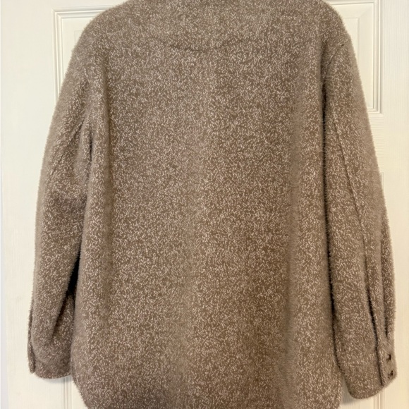 Light brown Shacket - Picture 2 of 6